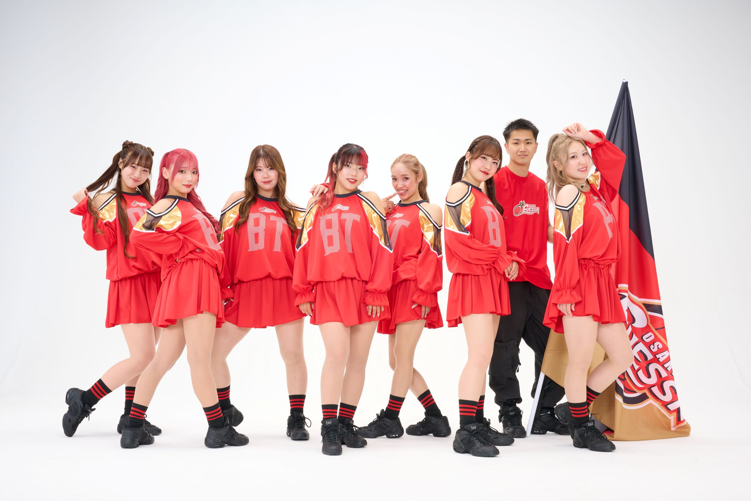 Fabric stretch test demonstration showing 360-degree flexibility